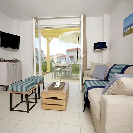 Holiday home Well Kept With Dishwasher 7 Km From The Saint-Hilaire-de-Talmont