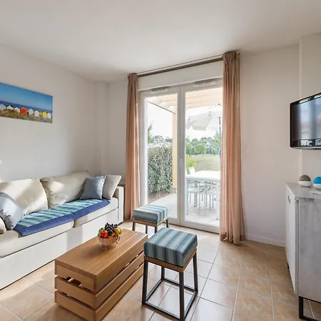Well Kept With Dishwasher 7 Km From The * Saint-Hilaire-de-Talmont