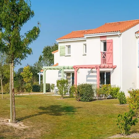 Holiday home Well Kept With Dishwasher 7 Km From The *
