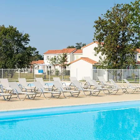 Well Kept With Dishwasher 7 Km From The Holiday home